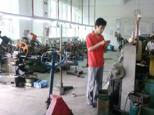 東莞螺母 生產(chǎn)車間